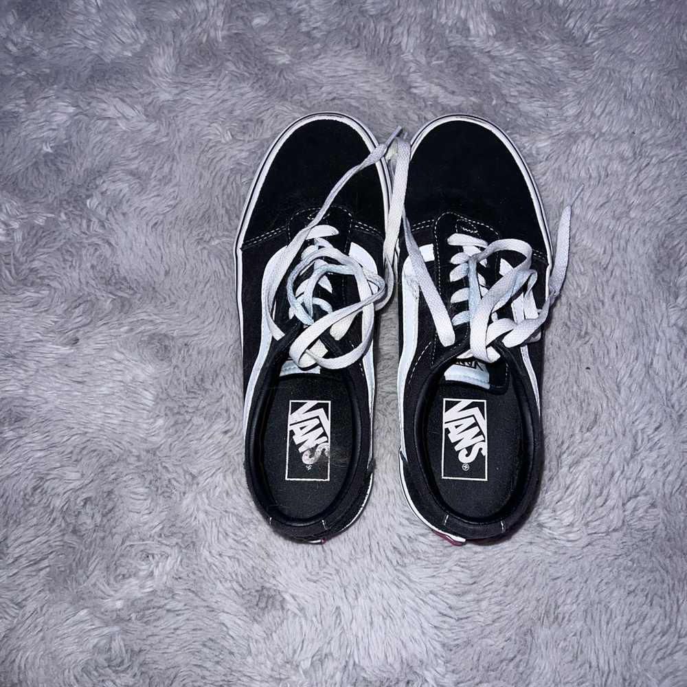 Vans - Picture 4 of 4